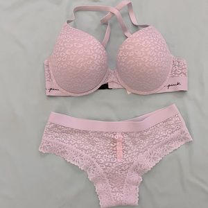 Light Baby Blue Cheetah VS Set